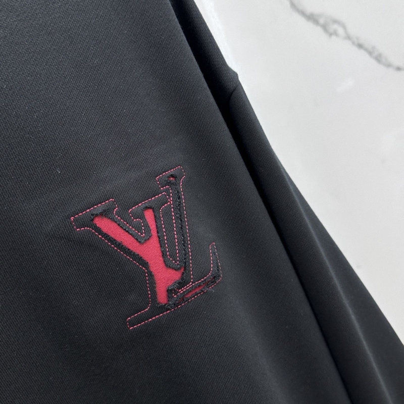 l0vis Vvtt0n t-shirt